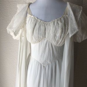 SOLDVintage 1950s polka dot peignoir set